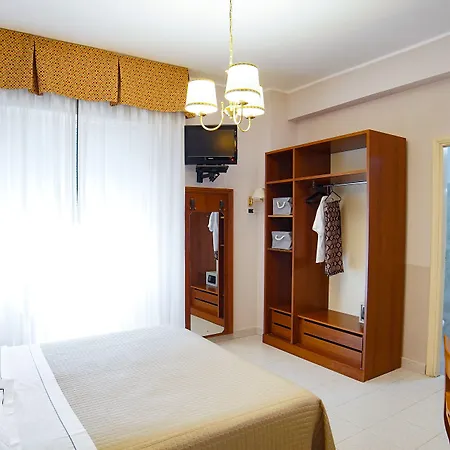 Отель Marconi